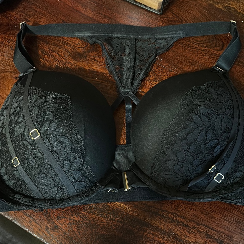Lane Bryant black front closure bra 44B racer back